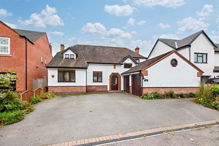 4 Bedroom Detached House For Sale In Wollaton Vale, Wollaton, Nottingham, NG8