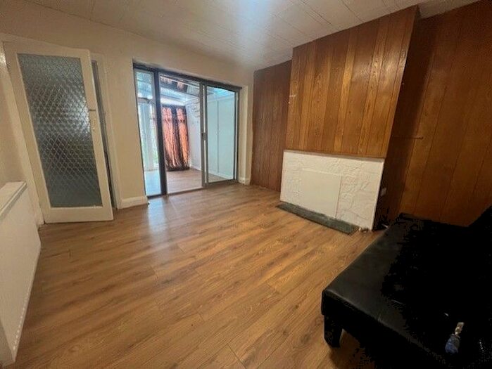 2 Bedroom Flat To Rent In Sandhurst Road, London, N9