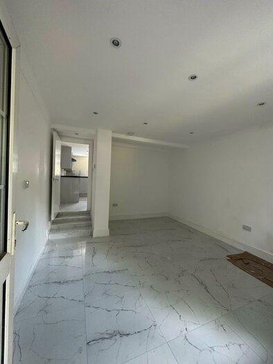 1 Bedroom Apartment To Rent In Upper Bridge Road, Chelmsford, CM2