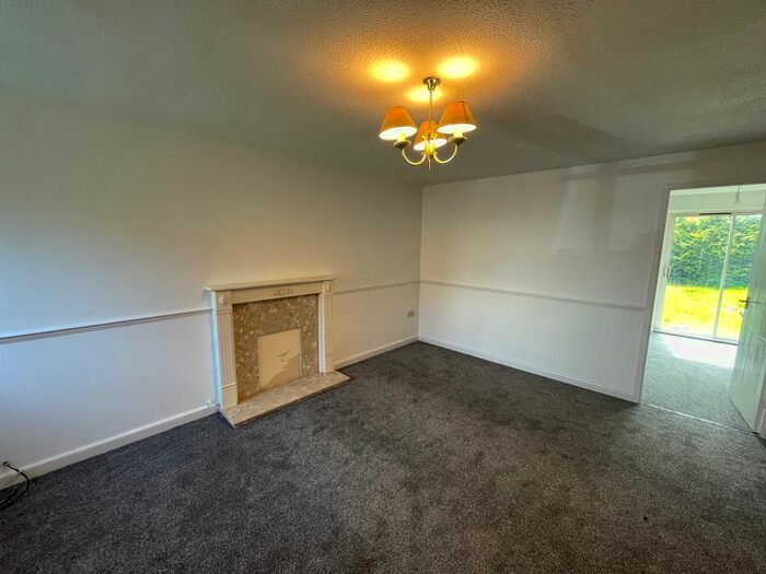 3 Bedroom Property To Rent In Maes Glas, Barry, CF62