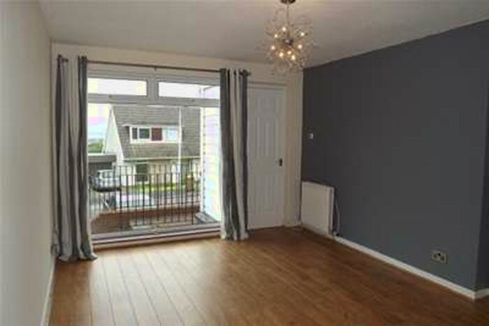 2 Bedroom Flat To Rent In Tolsta Crescent, Polmont, FK2
