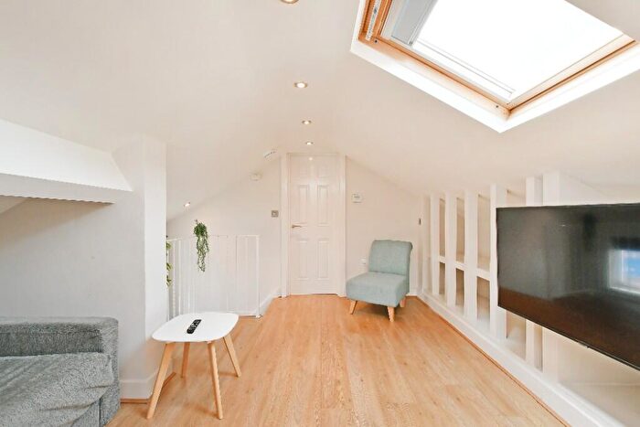 2 Bedroom Apartment To Rent In Arley Street, Sheffield, S2