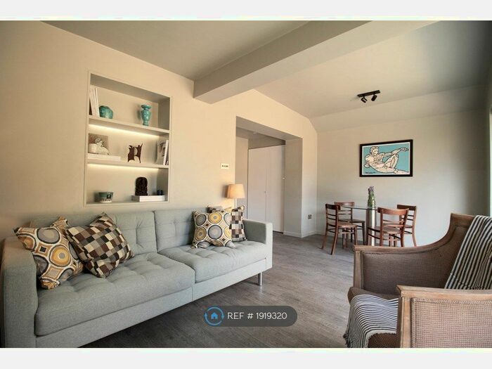 2 Bedroom Flat To Rent In Lordship Lane, London, SE22