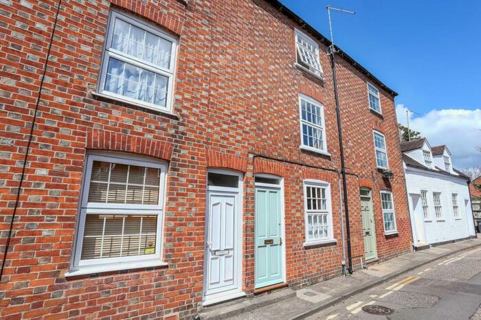 2 Bedroom Terraced House To Rent In Abingdon, Oxfordshire, OX14