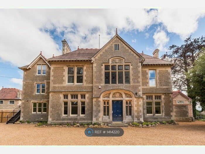 2 Bedroom Flat To Rent In Elmhurst Lodge, Trowbridge, BA14