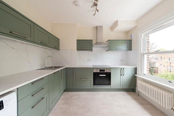 3 Bedroom Apartment To Rent In Primrose Gardens, London, NW3