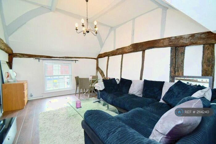 1 Bedroom Maisonette To Rent In High Street, Redbourn, St. Albans, AL3