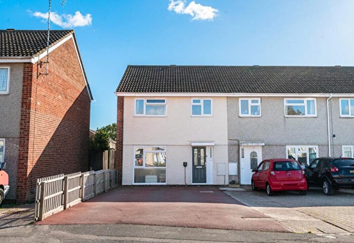 3 Bedroom End Of Terrace House For Sale In Chelmer Road, Braintree, Essex, CM7