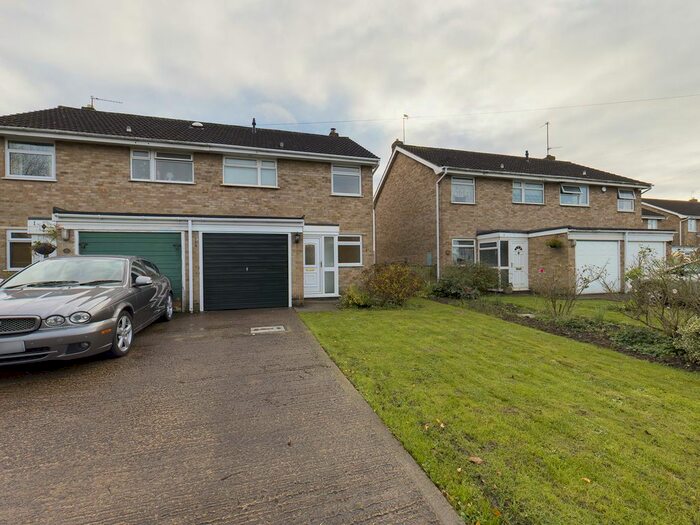 3 Bedroom Semi-Detached House To Rent In Brionne Way, Longlevens, Gloucester, GL2