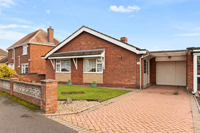 2 Bedroom Bungalow For Sale In Endcliffe Avenue, Yaddlethorpe, Scunthorpe, North Lincolnshire, DN17