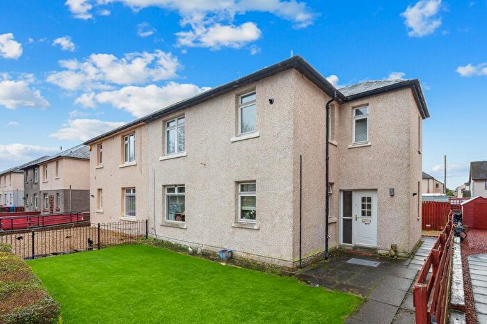 2 Bedroom Semi-Detached House To Rent In Grangeburn Road, Grangemouth, Stirlingshire, FK3