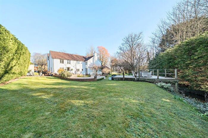 4 Bedroom Detached House For Sale In Dursley Road, Heywood, Westbury, BA13