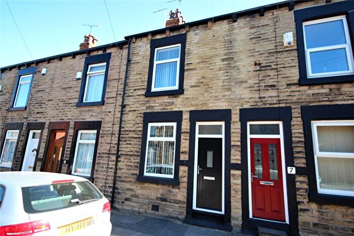 3 Bedroom Terraced House To Rent In Meadow Street, Barnsley, S71