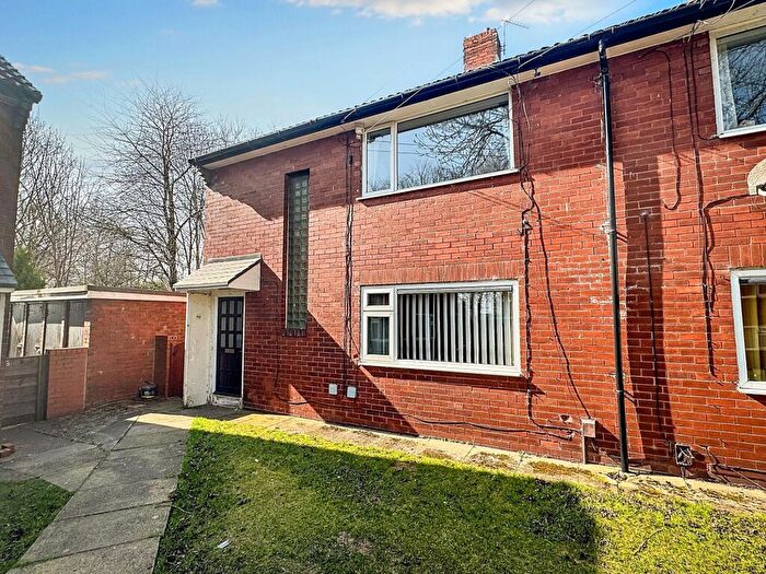 1 Bedroom Flat For Sale In Coronation Road, Radcliffe, Manchester, Greater Manchester, M26