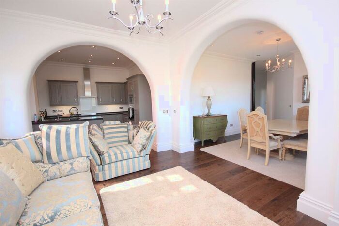 2 Bedroom Apartment To Rent In Luxury Apartment, Mint Drive, Jewellery Quarter, B18