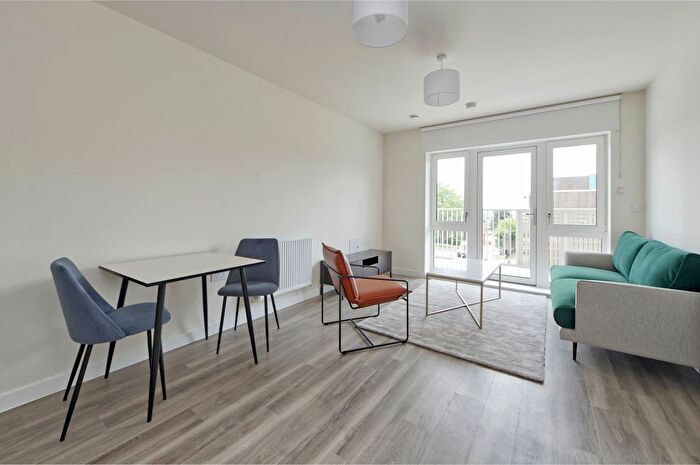 2 Bedroom Flat To Rent In Honeysuckle House, Springfield Drive, Tooting, SW17