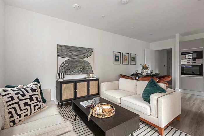 2 Bedroom Flat For Sale In Garwood House, Juniper Crescent Greenwich, SE10