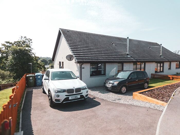 3 Bedroom Semi Detached Bungalow For Sale In Hill Street, Alness, IV17