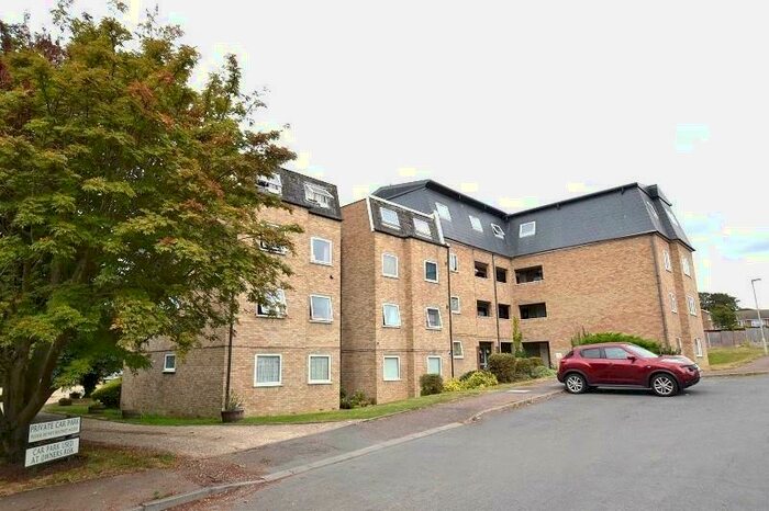 2 Bedroom Flat To Rent In Peregrine House, The Blanes, Ware, SG12