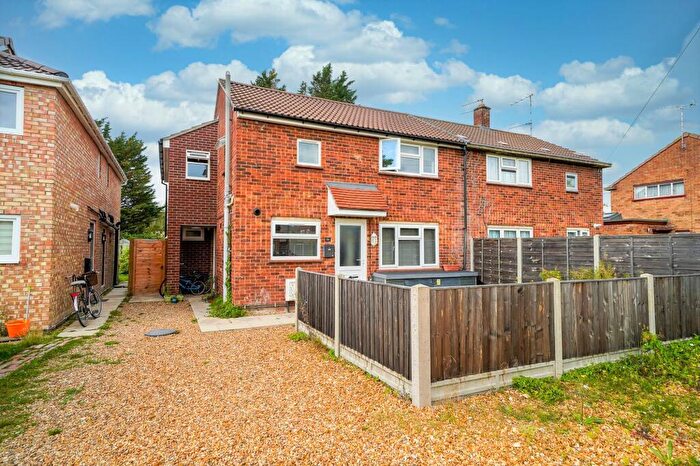 2 Bedroom Flat To Rent In Godwin Way, Cambridge, CB1