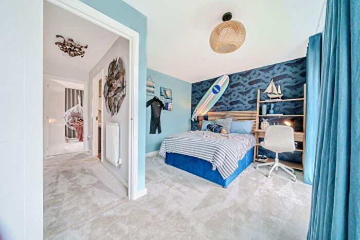 4 Bedroom Terraced House For Sale In Bluebell Way, Whiteley, Fareham, PO15