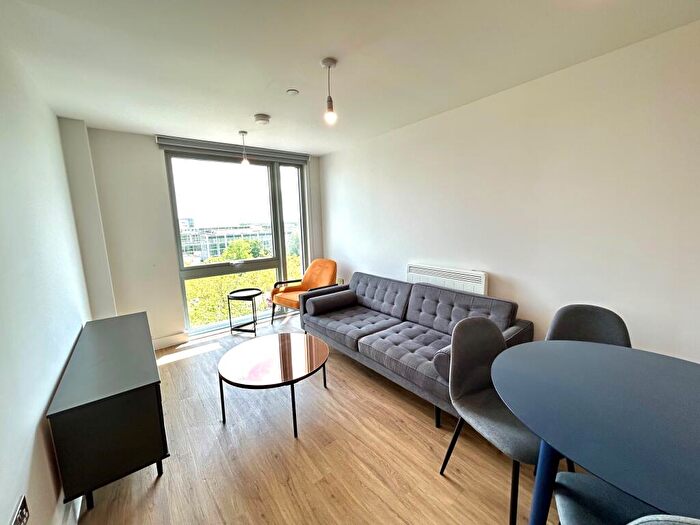 2 Bedroom Apartment To Rent In Solstice Apartments, MK9
