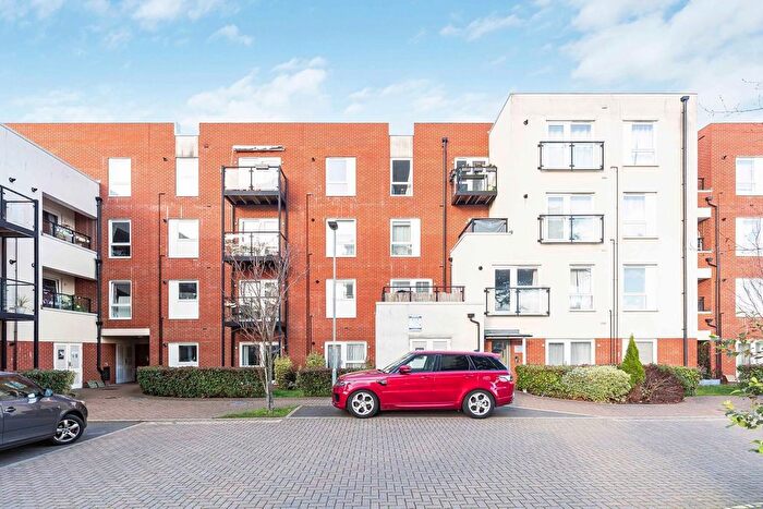 2 Bedroom Flat For Sale In Magnolia House, Spelthorne Grove, Sunbury-On-Thames, TW16