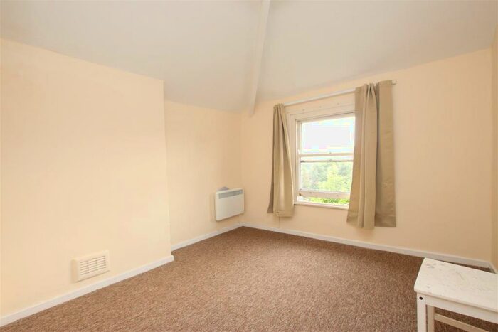 1 Bedroom Flat To Rent In Newbridge Road, Bath, BA1