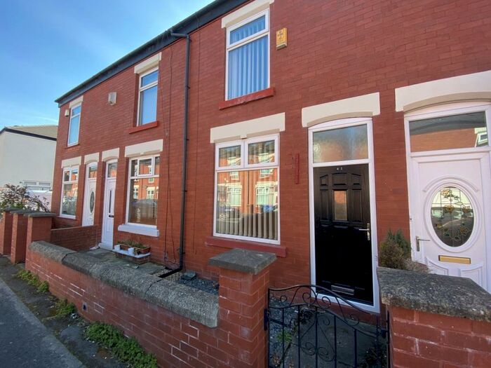 2 Bedroom Terraced House To Rent In Shaw Road South, Stockport, SK3
