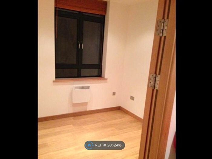 1 Bedroom Flat To Rent In Bradley House, Bristol, BS1
