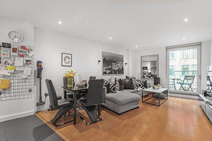 1 Bedroom Apartment For Sale In Brewery Square, London, EC1V