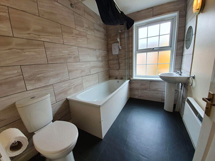2 Bedroom Apartment To Rent In Victoria Place, Banbury, OX16
