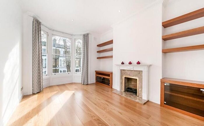 2 Bedroom Flat To Rent In Dorset Street, Marylebone, London, W1U