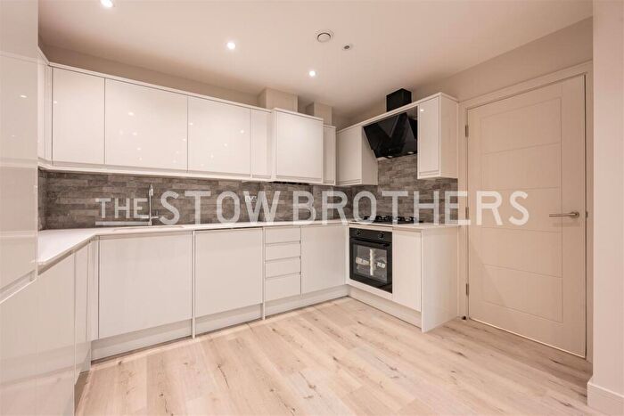 1 Bedroom Flat To Rent In George Lane, South Woodford, E18