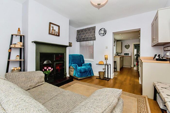 3 Bedroom House To Rent In Windsor Terrace, Boston, PE21