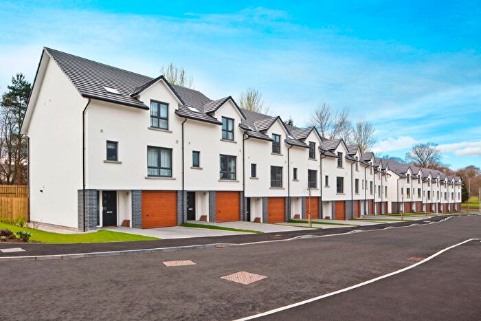 3 Bedroom Town House To Rent In Stoneywood Brae, Dyce, Aberdeen, AB21