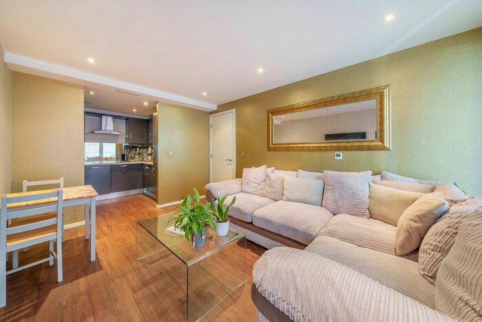 1 Bedroom Flat To Rent In Oxygen Building, Royal Docks, London, E16