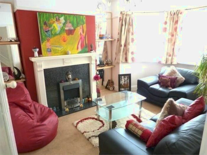 3 Bedroom End Of Terrace House To Rent In Exeter Road, Harrow, HA2