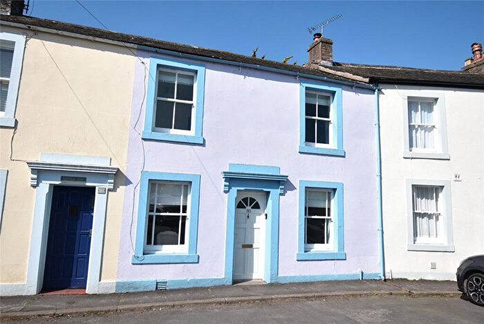 2 Bedroom Terraced House To Rent In Kirkgate, Cockermouth, Cumbria, CA13