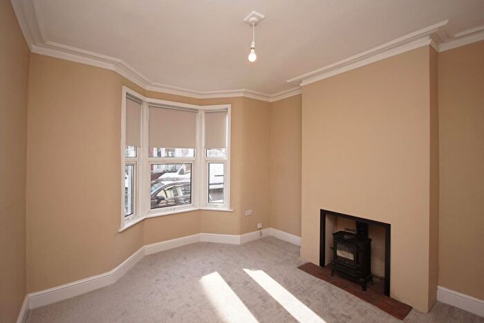 4 Bedroom Terraced House To Rent In Cleave Street, St Werburghs, BS2