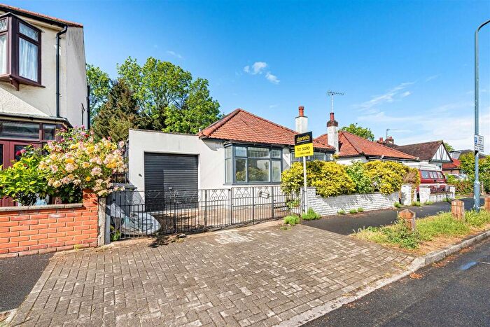 2 Bedroom Detached Bungalow For Sale In Charterhouse Avenue, Wembley, HA0