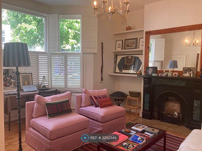 1 Bedroom Flat To Rent In Rodwell Road, London, SE22