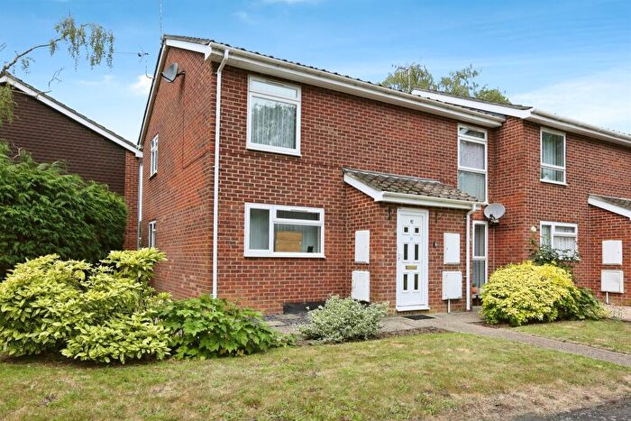 2 Bedroom Maisonette For Sale In Launceston Drive, Eastleigh, SO50