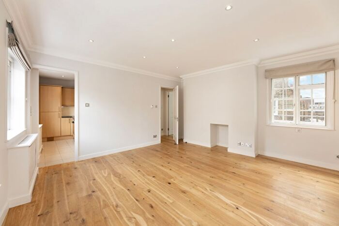 2 Bedroom Flat To Rent In Manchester Street, London, W1U