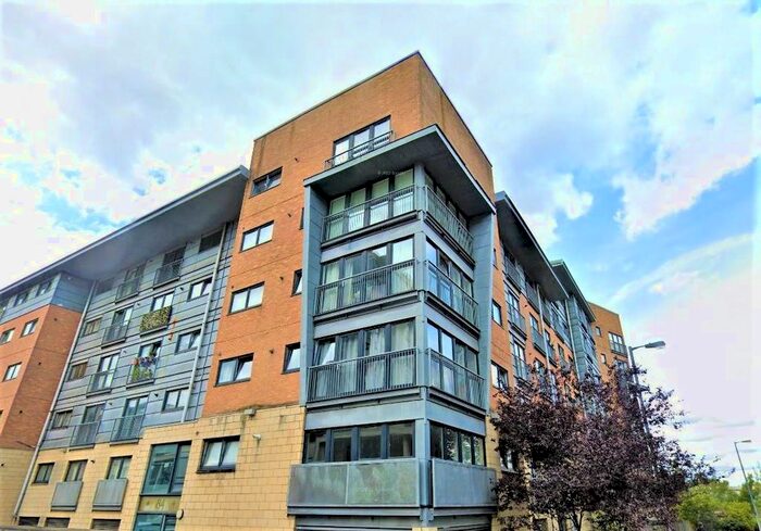 2 Bedroom Flat To Rent In Barrland Street, Pollokshaws, Glasgow, G41