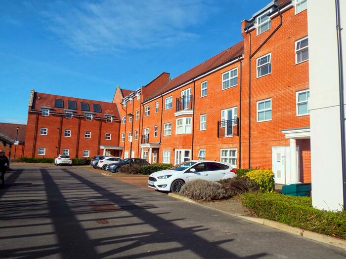 1 Bedroom Flat To Rent In Ashville Way, Wokingham, RG41