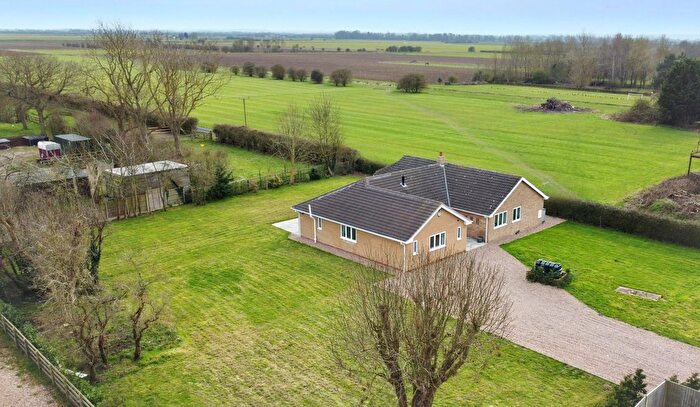 5 Bedroom Detached Bungalow For Sale In Saltfleetby, Louth, LN11
