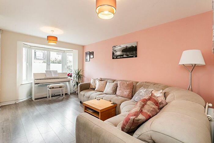 4 Bedroom Detached House For Sale In Mallard Walk, Prestonpans, EH32