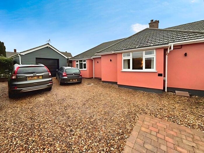 3 Bedroom Bungalow To Rent In Westfield, Clare, CO10