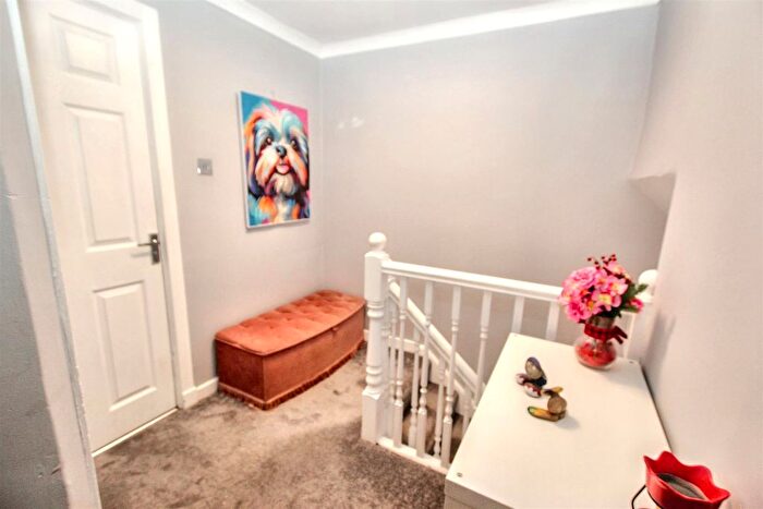 3 Bedroom End Of Terrace House For Sale In Cameron Road, Carluke, ML8